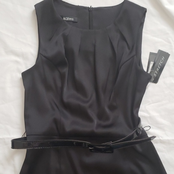 Black wiggle dress - Picture 2 of 3